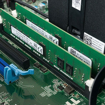32 Go de mémoire de bureau DDR4 UDIMM 3200 Mbps pour une meilleure performance et fiabilité